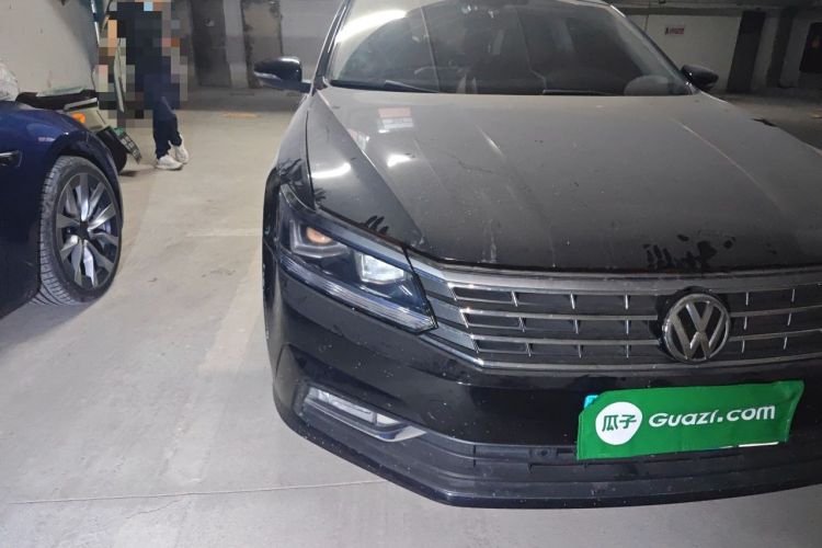 Used Volkswagen Passat 2017 280TSI DSG Luxury Edition Right Front Headlight
