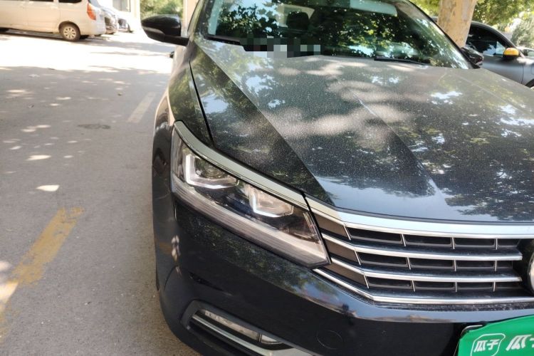 Used Volkswagen Passat 2017 1.8TSI DSG Government Procurement Version (CEA Engine) Right Front Headlight
