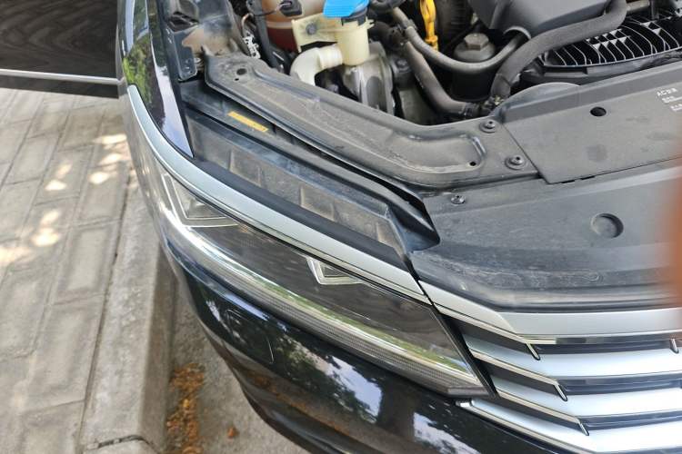 Used Volkswagen Passat 2017 380TSI DSG Prestige Edition Right Front Headlight