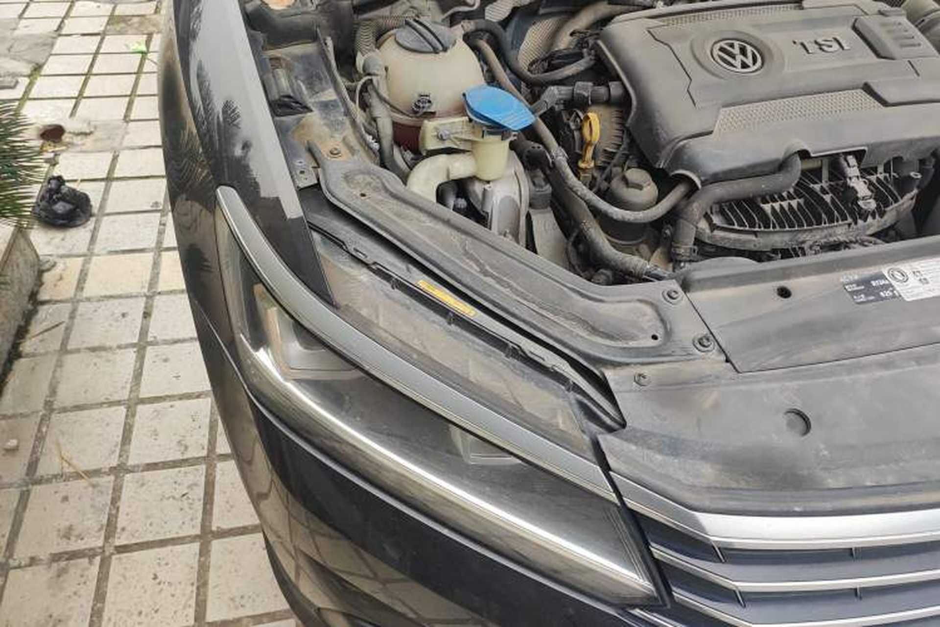 Used Volkswagen Passat 2017 330TSI DSG Luxury Edition Right Front Headlight