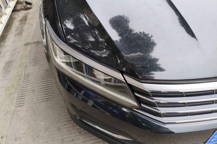 Used Volkswagen Passat 2017 330TSI DSG Luxury Edition Right Front Headlight