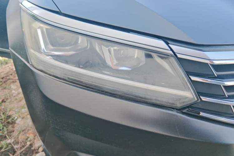 Used Volkswagen Passat 2017 330TSI DSG Luxury Edition Right Front Headlight