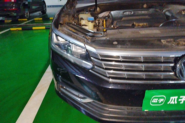 Used Volkswagen Passat 2017 330TSI DSG Luxury Edition Right Front Headlight