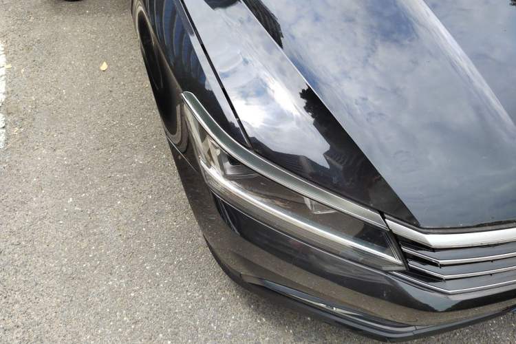 Used Volkswagen Passat 2017 330TSI DSG Luxury Edition Right Front Headlight