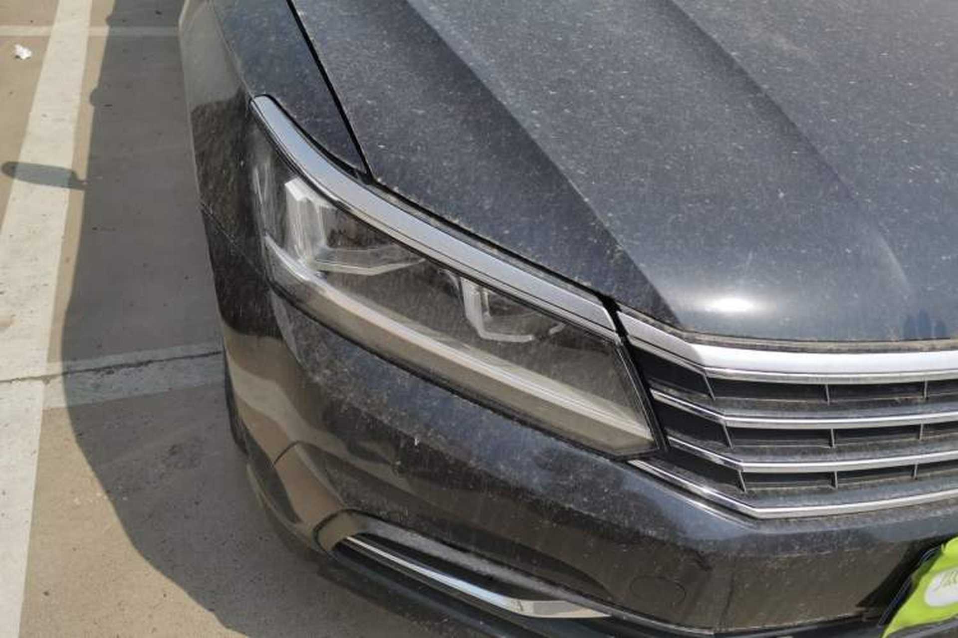 Used Volkswagen Passat 2017 330TSI DSG Luxury Edition Right Front Headlight