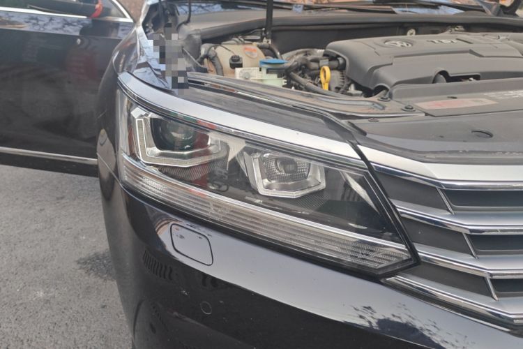 Used Volkswagen Passat 2017 330TSI DSG Prestige Edition Right Front Headlight