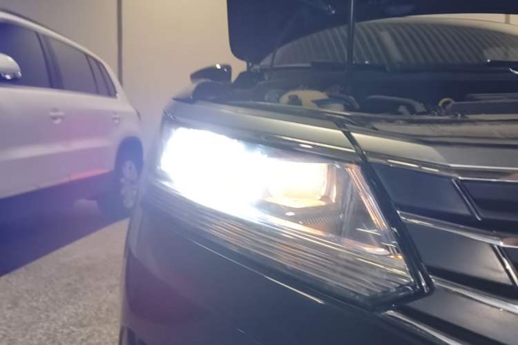 Used Volkswagen Passat 2017 280TSI DSG Luxury Edition Right Front Headlight