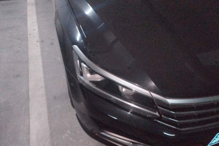 Used Volkswagen Passat 2017 330TSI DSG Prestige Edition Right Front Headlight