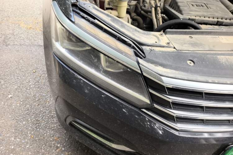 Used Volkswagen Passat 2017 280TSI DSG Luxury Edition Right Front Headlight
