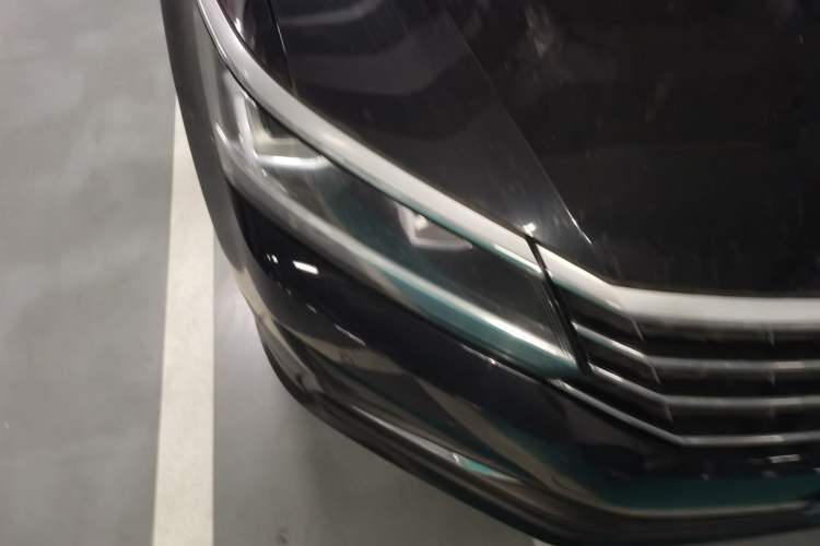 Used Volkswagen Passat 2017 330TSI DSG Luxury Edition Right Front Headlight