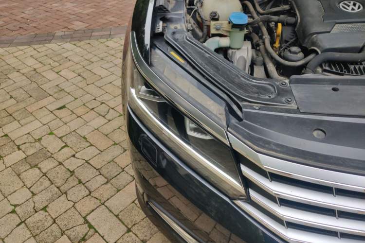 Used Volkswagen Passat 2017 330TSI DSG Prestige Edition Right Front Headlight