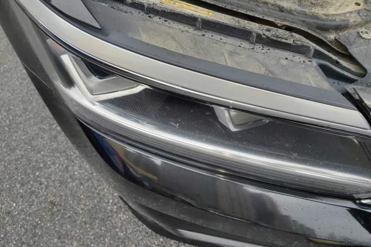 Used Volkswagen Passat 2017 1.8TSI DSG Government Procurement Version (CEA Engine) Right Front Headlight