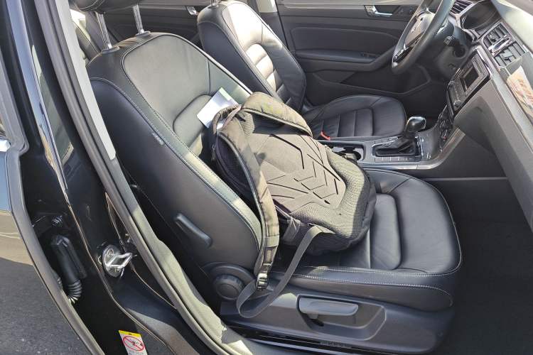 Used Volkswagen Passat 2017 1.8TSI DSG Government Procurement Version (CEA Engine) Right Front Seat