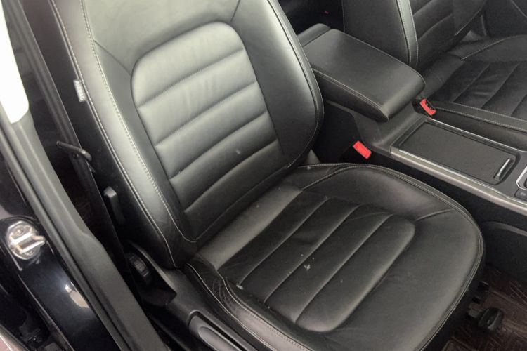 Used Volkswagen Passat 2017 280TSI DSG Luxury Edition Right Front Seat