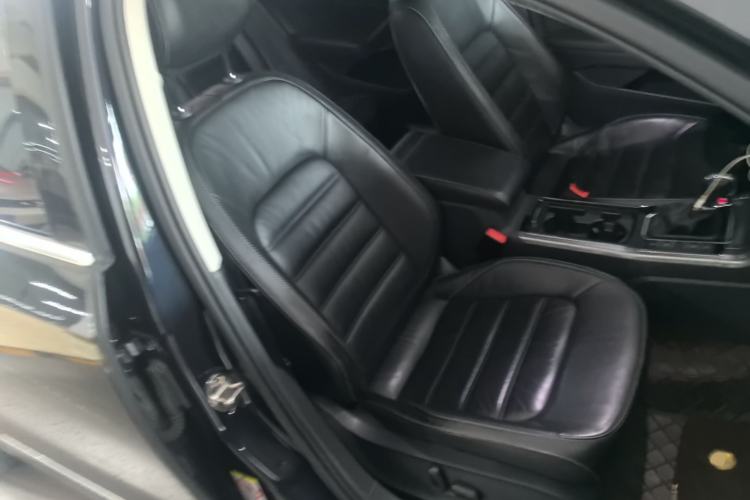 Used Volkswagen Passat 2017 330TSI DSG Luxury Edition Right Front Seat