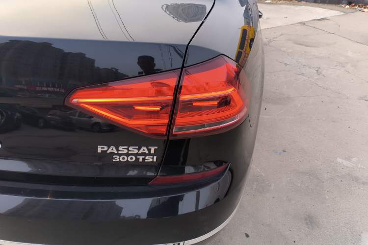 Used Volkswagen Passat 2017 1.8TSI DSG Government Procurement Version (CEA Engine) Right Rear Taillight