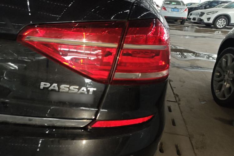 Used Volkswagen Passat 2017 330TSI DSG Prestige Edition Right Rear Taillight