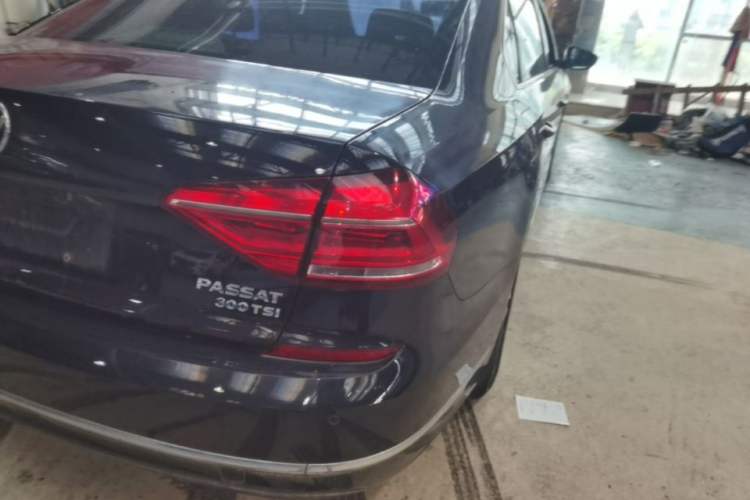 Used Volkswagen Passat 2017 1.8TSI DSG Government Procurement Version (CEA Engine) Right Rear Taillight