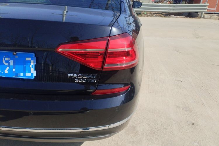 Used Volkswagen Passat 2017 1.8TSI DSG Government Procurement Version (CEA Engine) Right Rear Taillight