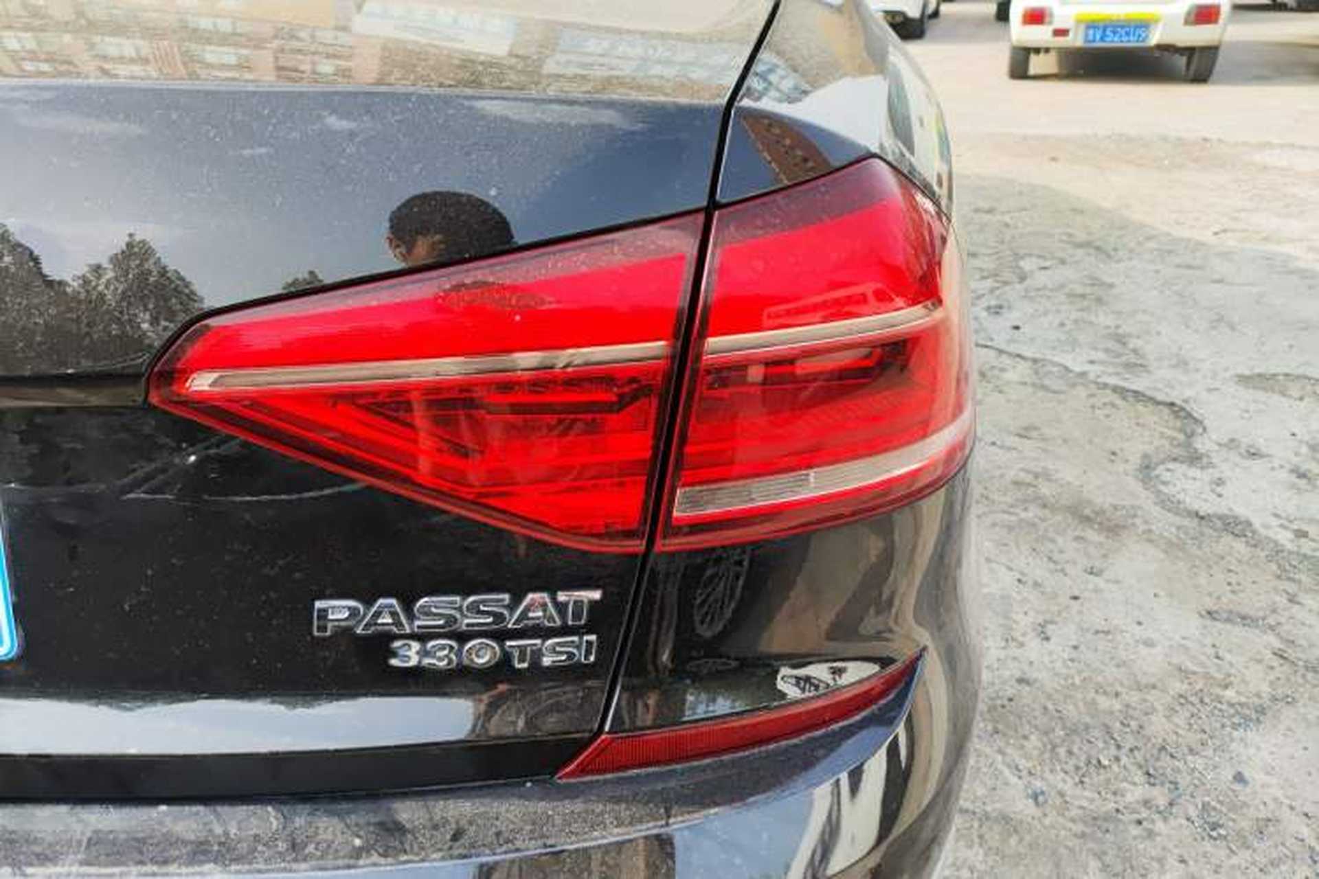 Used Volkswagen Passat 2017 280TSI DSG Luxury Edition Right Rear Taillight