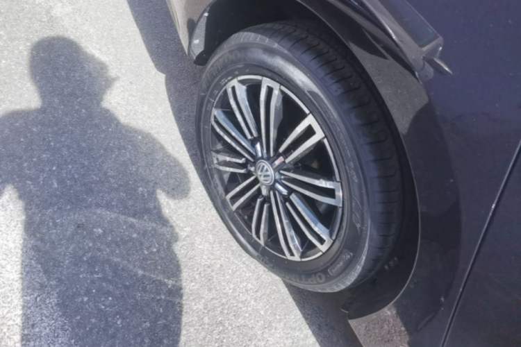 Used Volkswagen Passat 2017 380TSI DSG Prestige Edition Right Rear Wheel Hub