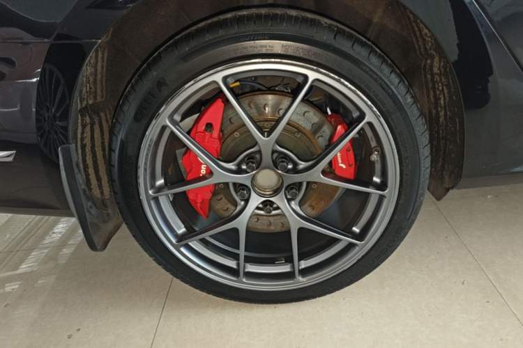 Used Volkswagen Passat 2017 330TSI DSG Prestige Edition Right Rear Wheel Hub