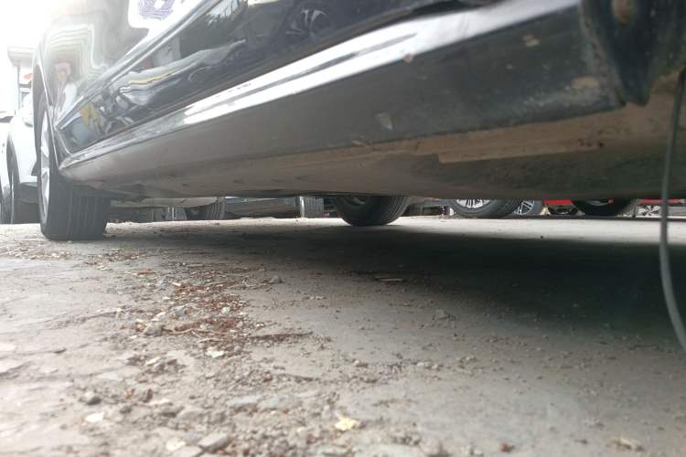 Used Volkswagen Passat 2017 330TSI DSG Luxury Edition Right Side Sill