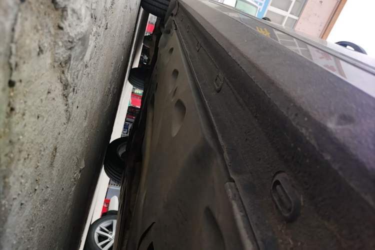 Used Volkswagen Passat 2017 330TSI DSG Luxury Edition Right Side Sill