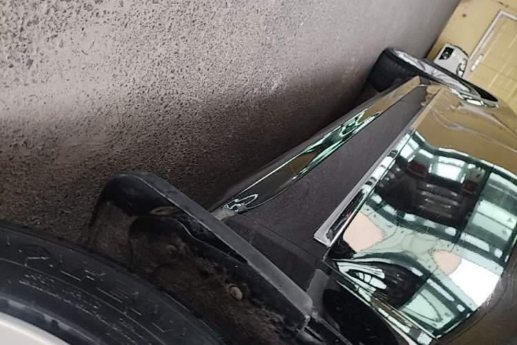 Used Volkswagen Passat 2017 330TSI DSG Luxury Edition Right Side Sill