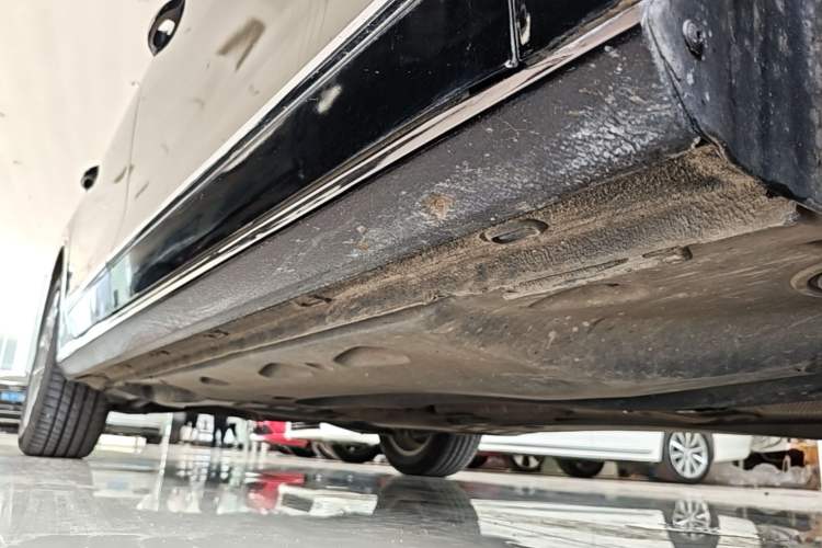 Used Volkswagen Passat 2017 330TSI DSG Luxury Edition Right Side Sill