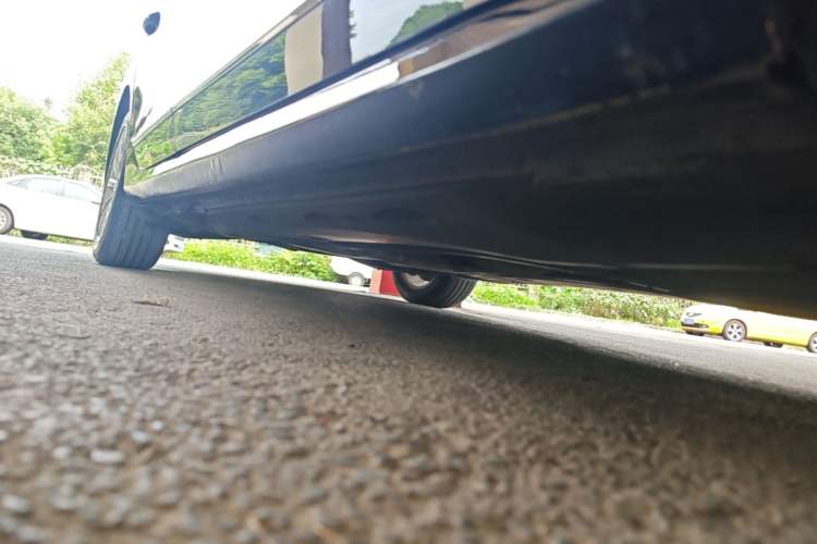 Used Volkswagen Passat 2017 330TSI DSG Luxury Edition Right Side Sill