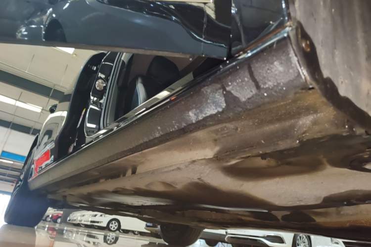 Used Volkswagen Passat 2017 330TSI DSG Prestige Edition Right Side Sill