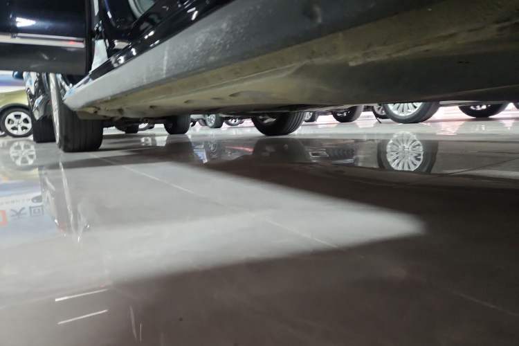 Used Volkswagen Passat 2017 280TSI DSG Luxury Edition Right Side Sill