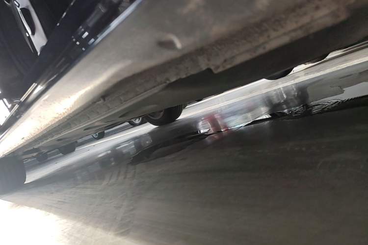 Used Volkswagen Passat 2017 280TSI DSG Luxury Edition Right Side Sill