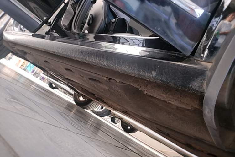 Used Volkswagen Passat 2017 330TSI DSG Luxury Edition Right Side Sill