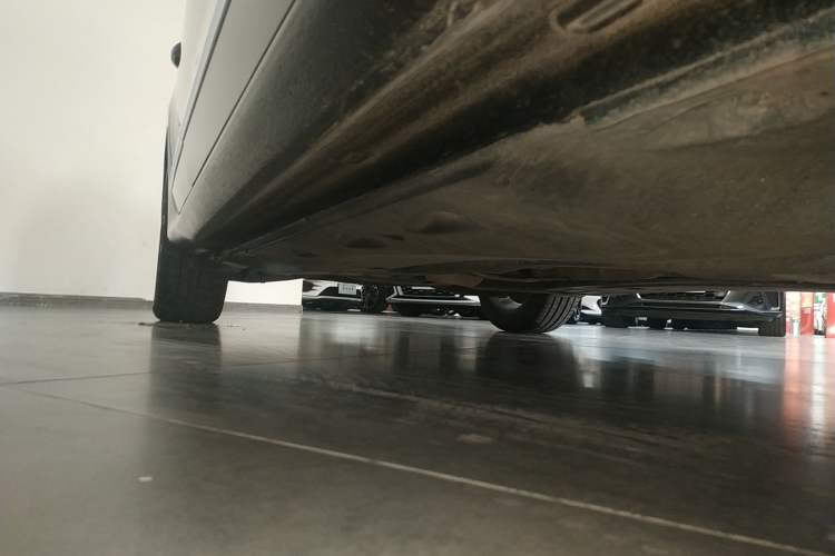 Used Volkswagen Passat 2017 330TSI DSG Luxury Edition Right Side Sill