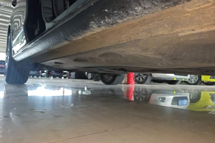 Used Volkswagen Passat 2017 330TSI DSG Prestige Edition Right Side Sill