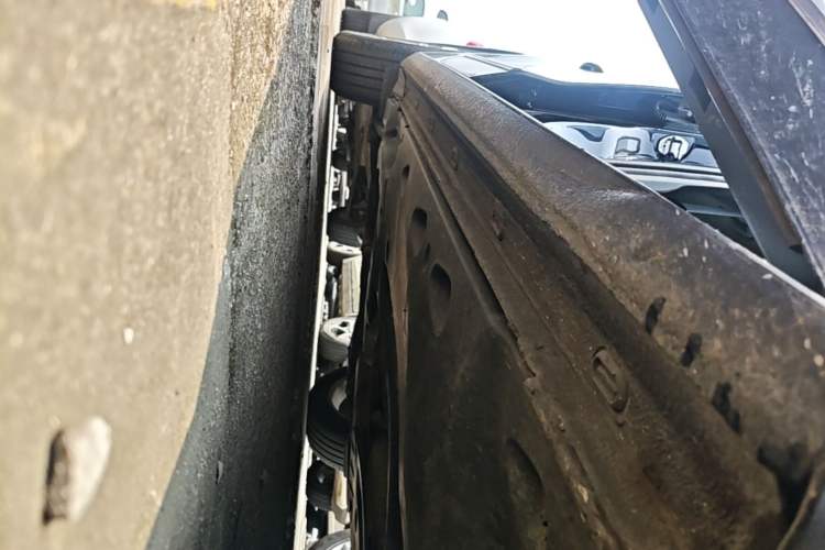 Used Volkswagen Passat 2017 330TSI DSG Luxury Edition Right Side Sill