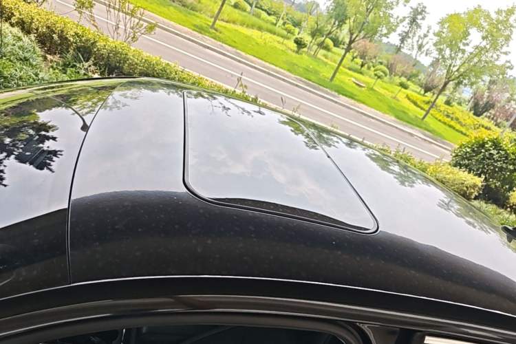 Used Volkswagen Passat 2017 330TSI DSG Luxury Edition Roof