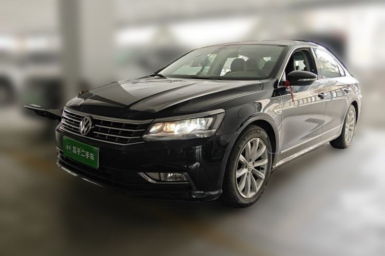 Used Volkswagen Passat 2017 330TSI DSG Luxury Edition Guazi used car, China used car export, Used car for sale, Used cars, Cheapest cars for sale