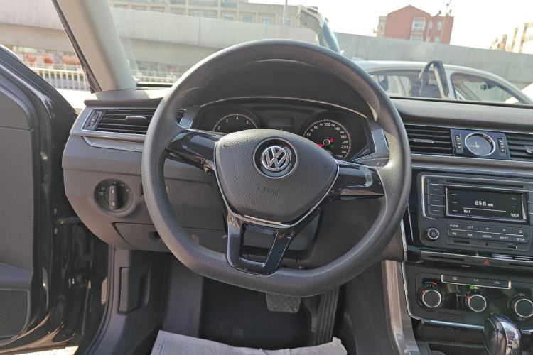 Used Volkswagen Passat 2017 1.8TSI DSG Government Procurement Version (CEA Engine) Steering Wheel