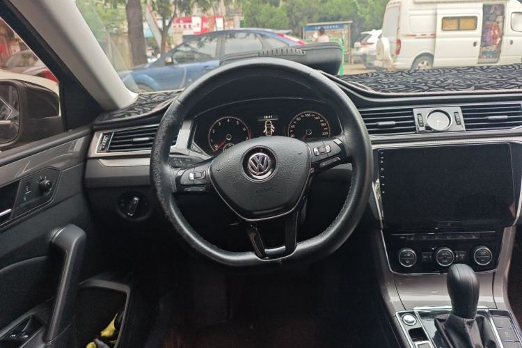 Used Volkswagen Passat 2017 330TSI DSG Luxury Edition Steering Wheel
