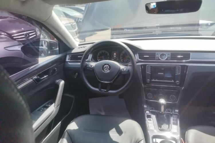 Used Volkswagen Passat 2017 380TSI DSG Prestige Edition Steering Wheel
