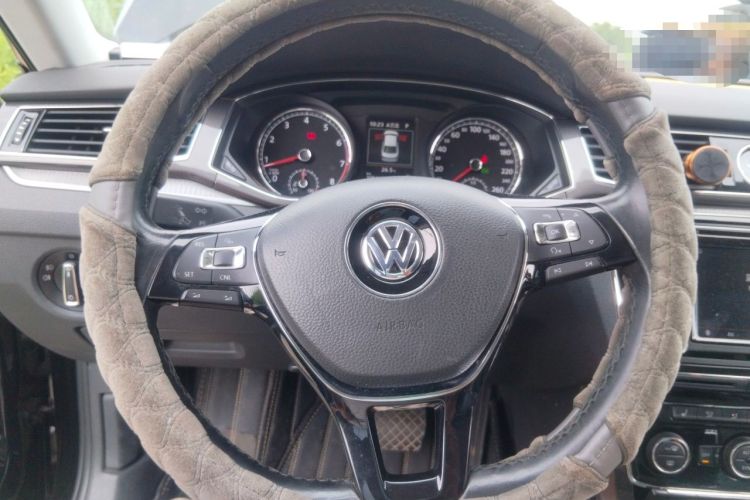 Used Volkswagen Passat 2017 330TSI DSG Prestige Edition Steering Wheel