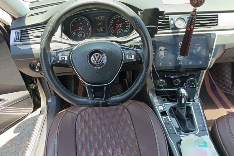 Used Volkswagen Passat 2017 1.8TSI DSG Government Procurement Version (CEA Engine) Steering Wheel