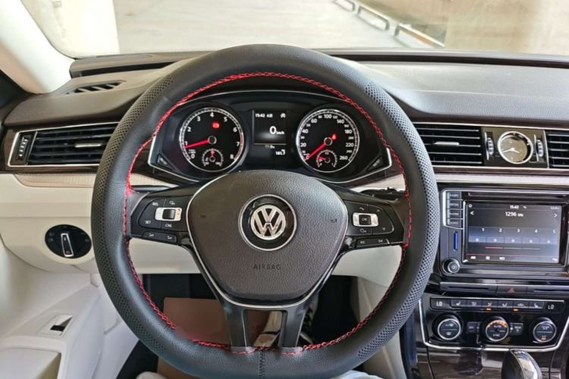 Used Volkswagen Passat 2017 380TSI DSG Prestige Edition Steering Wheel