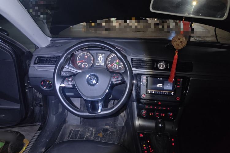 Used Volkswagen Passat 2017 330TSI DSG Luxury Edition Steering Wheel