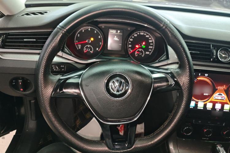 Used Volkswagen Passat 2017 280TSI DSG Luxury Edition Steering Wheel