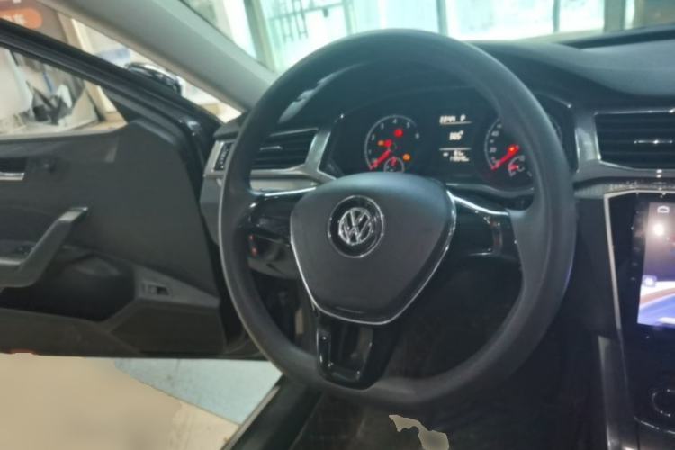 Used Volkswagen Passat 2017 1.8TSI DSG Government Procurement Version (CEA Engine) Steering Wheel