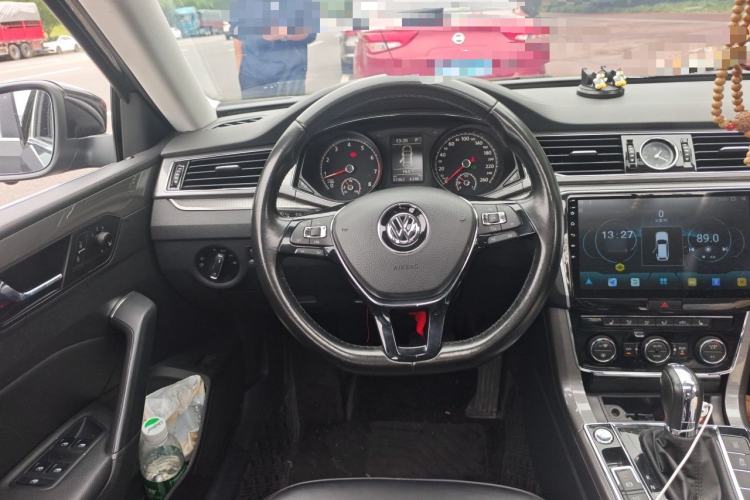 Used Volkswagen Passat 2017 330TSI DSG Luxury Edition Steering Wheel